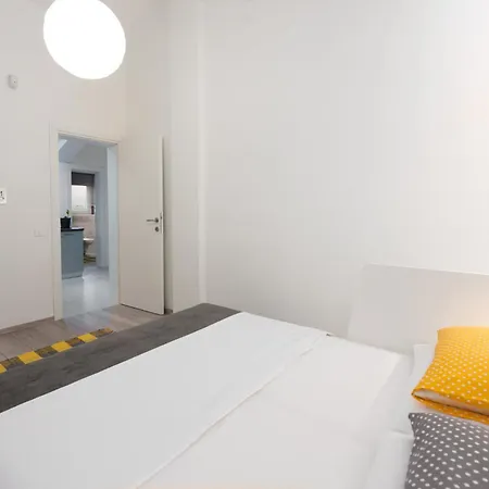 Kuca Za Odmor Diraki R Holiday home Rijeka