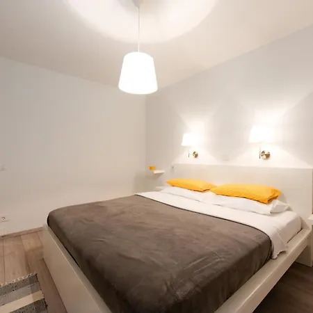 Kuca Za Odmor Diraki R Case de vacanță